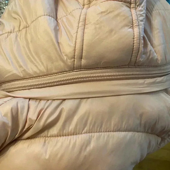 MICHAEL Michael Kors removable hooded puffer jacket for toddler - Picture 3 of 12